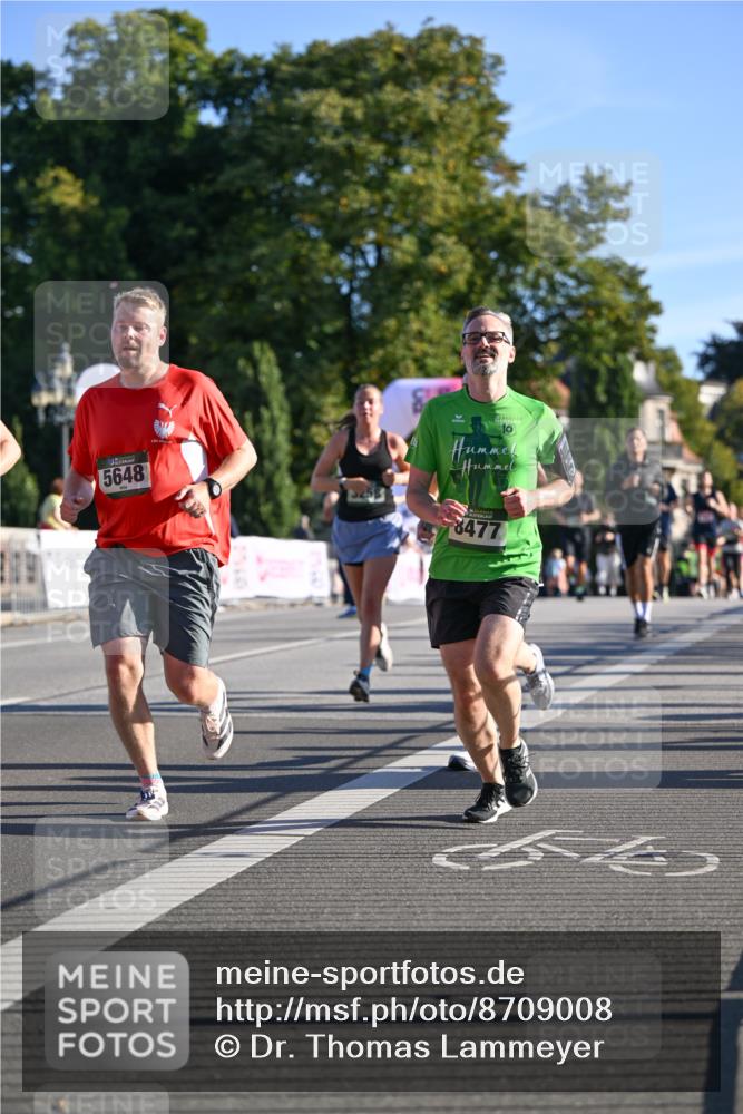 07.09.2025 - BARMER Alsterlauf Dr. Thomas Lammeyer http://msf.ph/oto/8709008 07.09.2025 09:32:24 Laufen 5648, 5258, 10, 8477 meine-sportfotos.de