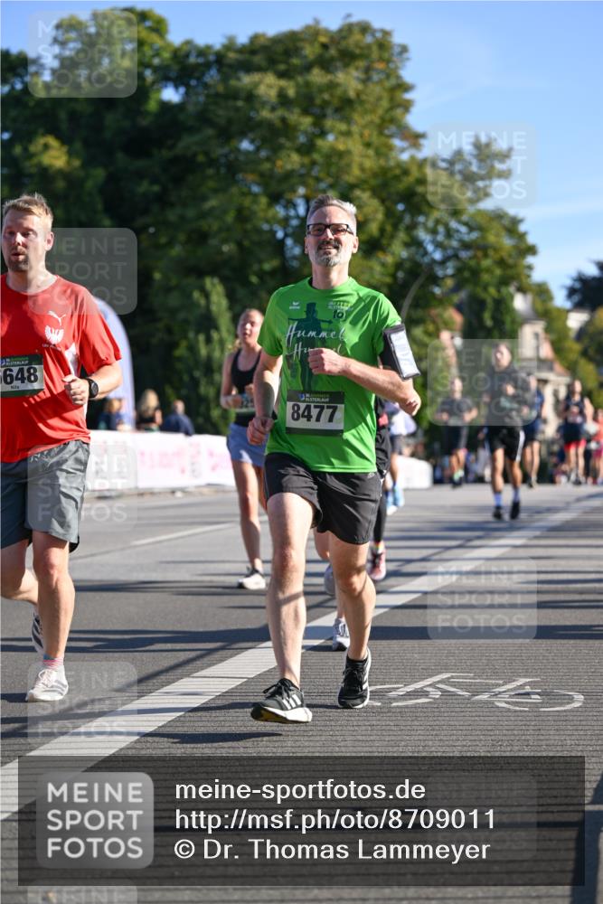 07.09.2025 - BARMER Alsterlauf Dr. Thomas Lammeyer http://msf.ph/oto/8709011 07.09.2025 09:32:24 Laufen 5648, 10, 8477 meine-sportfotos.de