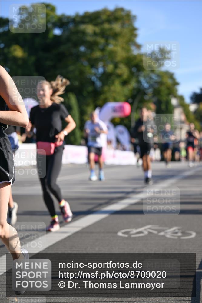 07.09.2025 - BARMER Alsterlauf Dr. Thomas Lammeyer http://msf.ph/oto/8709020 07.09.2025 09:32:26 Laufen  meine-sportfotos.de