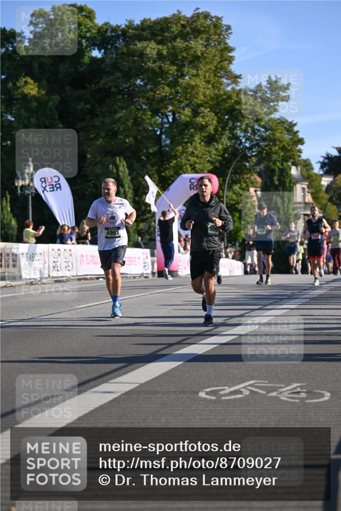 07.09.2025 - BARMER Alsterlauf Dr. Thomas Lammeyer http://msf.ph/oto/8709027 07.09.2025 09:32:27 Laufen 7, 4981, 34 meine-sportfotos.de