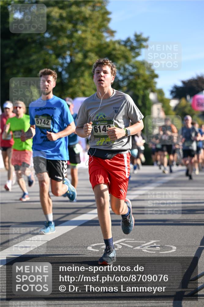07.09.2025 - BARMER Alsterlauf Dr. Thomas Lammeyer http://msf.ph/oto/8709076 07.09.2025 09:32:39 Laufen 5742, 36, 614, 36, 10 meine-sportfotos.de