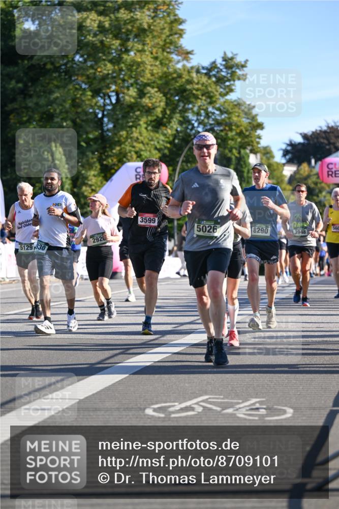 07.09.2025 - BARMER Alsterlauf Dr. Thomas Lammeyer http://msf.ph/oto/8709101 07.09.2025 09:32:43 Laufen 5129, 830, 3599, 5026, 8290, 3948, 560, 2920, 54 meine-sportfotos.de