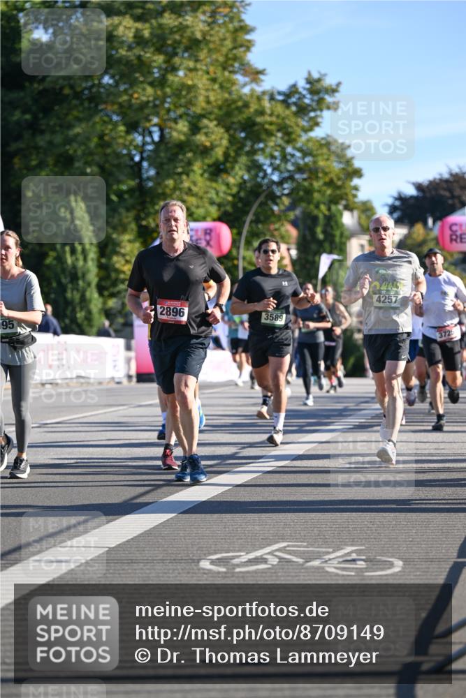 07.09.2025 - BARMER Alsterlauf Dr. Thomas Lammeyer http://msf.ph/oto/8709149 07.09.2025 09:32:51 Laufen 2896, 3589, 95, 4257, 554, 3725 meine-sportfotos.de