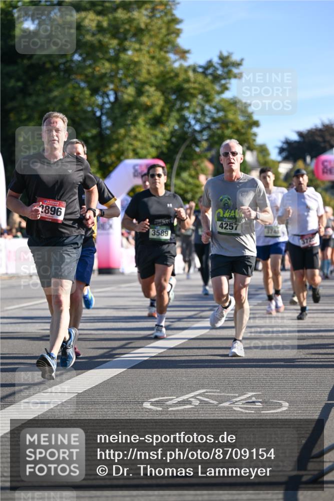 07.09.2025 - BARMER Alsterlauf Dr. Thomas Lammeyer http://msf.ph/oto/8709154 07.09.2025 09:32:51 Laufen 2896, 3589, 10, 4257, 372 meine-sportfotos.de