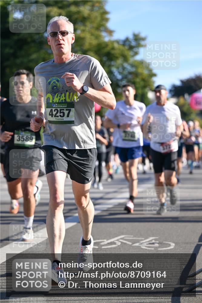 07.09.2025 - BARMER Alsterlauf Dr. Thomas Lammeyer http://msf.ph/oto/8709164 07.09.2025 09:32:53 Laufen 3589, 36, 36, 4257 meine-sportfotos.de