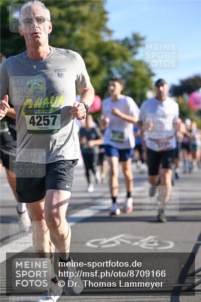 07.09.2025 - BARMER Alsterlauf Dr. Thomas Lammeyer http://msf.ph/oto/8709166 07.09.2025 09:32:53 Laufen 4, 36, 4257 meine-sportfotos.de