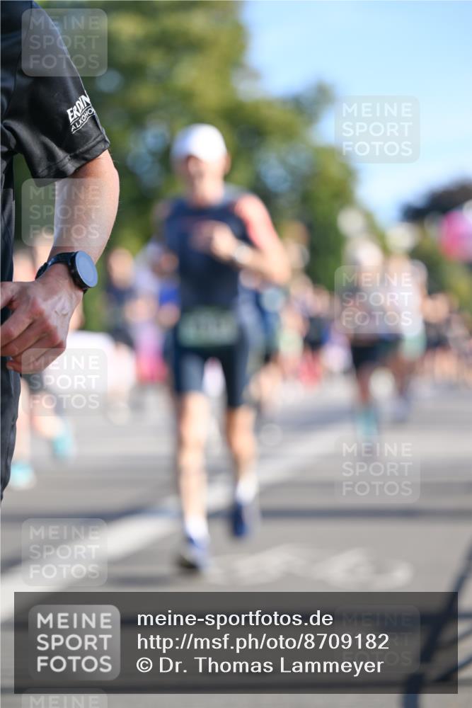 07.09.2025 - BARMER Alsterlauf Dr. Thomas Lammeyer http://msf.ph/oto/8709182 07.09.2025 09:32:57 Laufen  meine-sportfotos.de