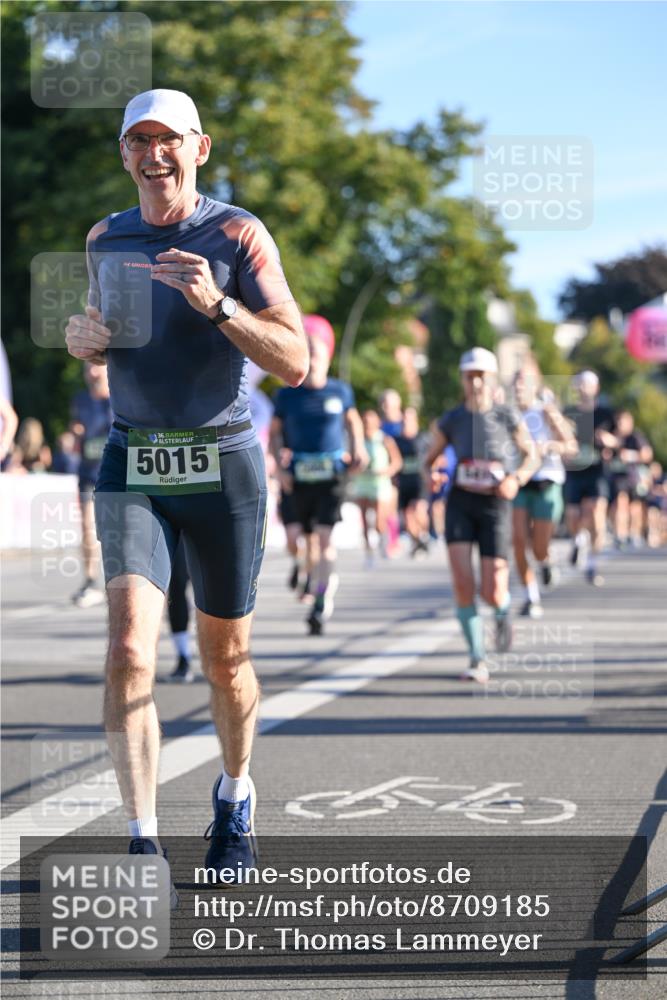 07.09.2025 - BARMER Alsterlauf Dr. Thomas Lammeyer http://msf.ph/oto/8709185 07.09.2025 09:32:57 Laufen 5015 meine-sportfotos.de