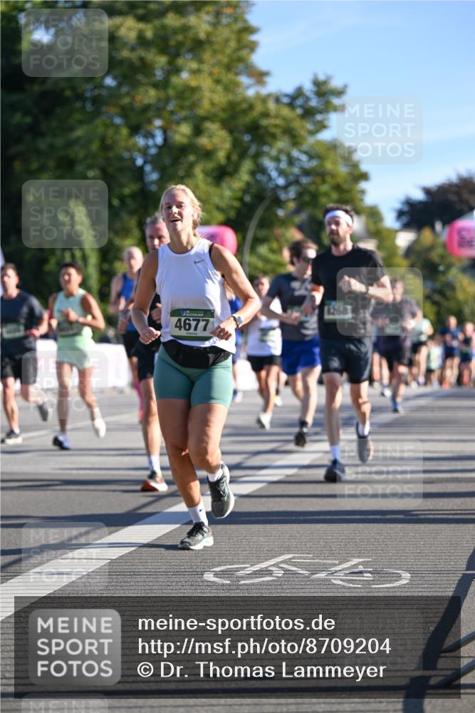 07.09.2025 - BARMER Alsterlauf Dr. Thomas Lammeyer http://msf.ph/oto/8709204 07.09.2025 09:33:00 Laufen 4677, 1268 meine-sportfotos.de