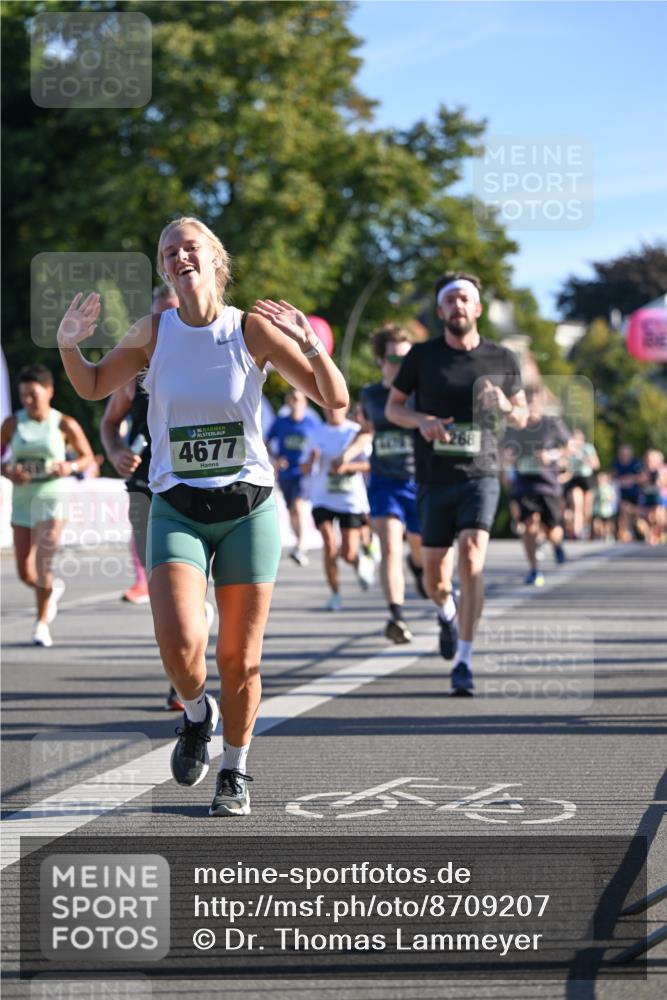 07.09.2025 - BARMER Alsterlauf Dr. Thomas Lammeyer http://msf.ph/oto/8709207 07.09.2025 09:33:01 Laufen 4677, 268 meine-sportfotos.de