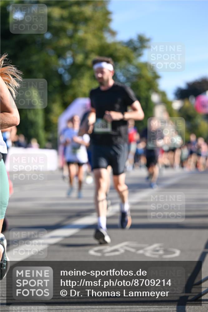 07.09.2025 - BARMER Alsterlauf Dr. Thomas Lammeyer http://msf.ph/oto/8709214 07.09.2025 09:33:02 Laufen  meine-sportfotos.de