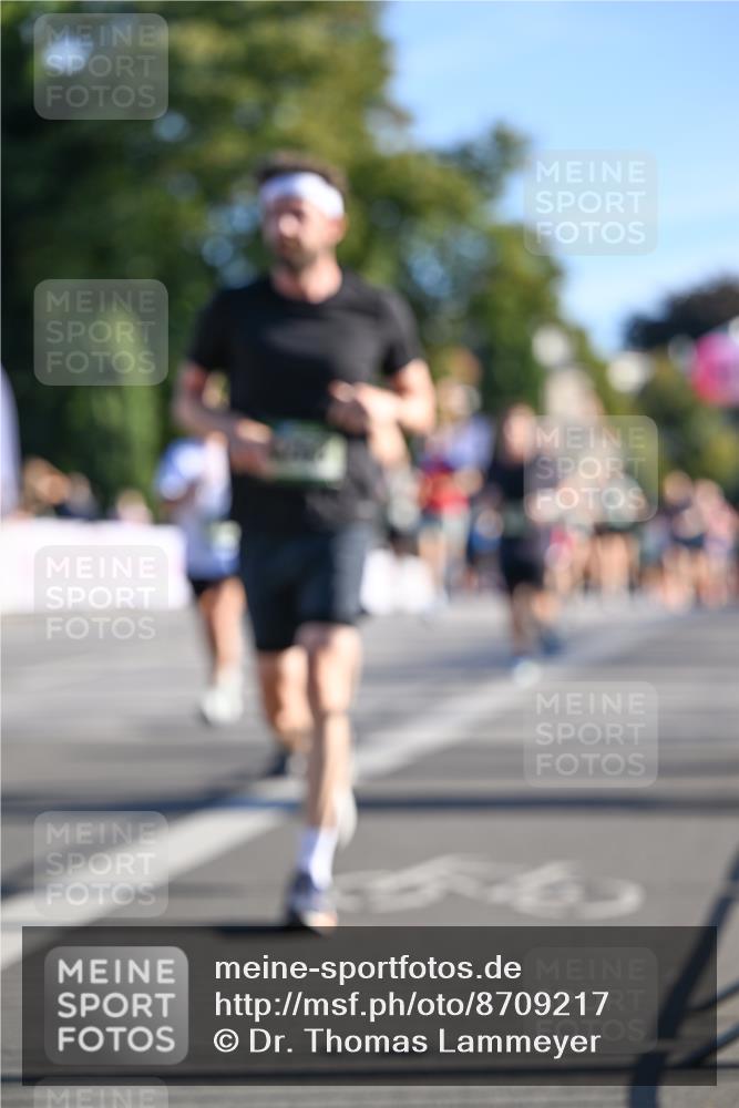 07.09.2025 - BARMER Alsterlauf Dr. Thomas Lammeyer http://msf.ph/oto/8709217 07.09.2025 09:33:02 Laufen  meine-sportfotos.de