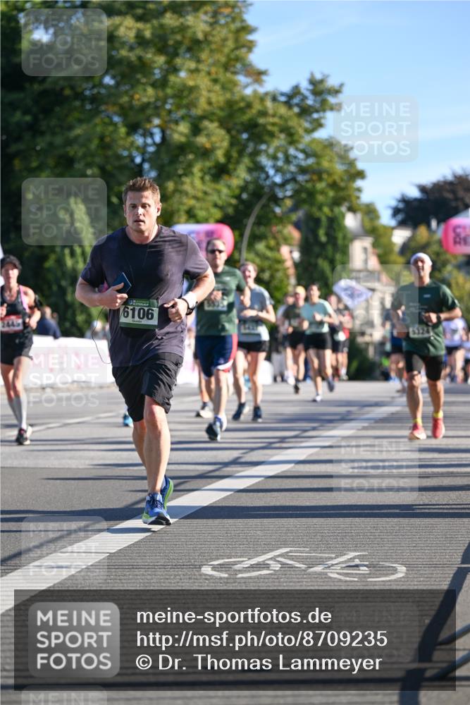 07.09.2025 - BARMER Alsterlauf Dr. Thomas Lammeyer http://msf.ph/oto/8709235 07.09.2025 09:33:05 Laufen 6106, 2445 meine-sportfotos.de