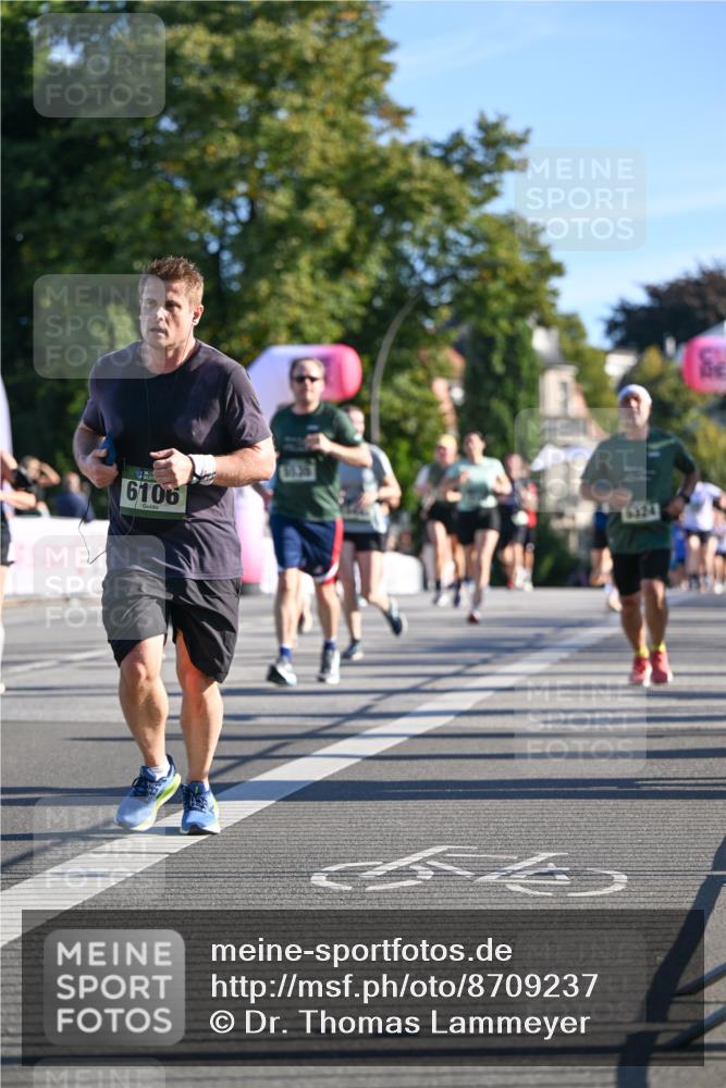 07.09.2025 - BARMER Alsterlauf Dr. Thomas Lammeyer http://msf.ph/oto/8709237 07.09.2025 09:33:05 Laufen 6106, 324 meine-sportfotos.de