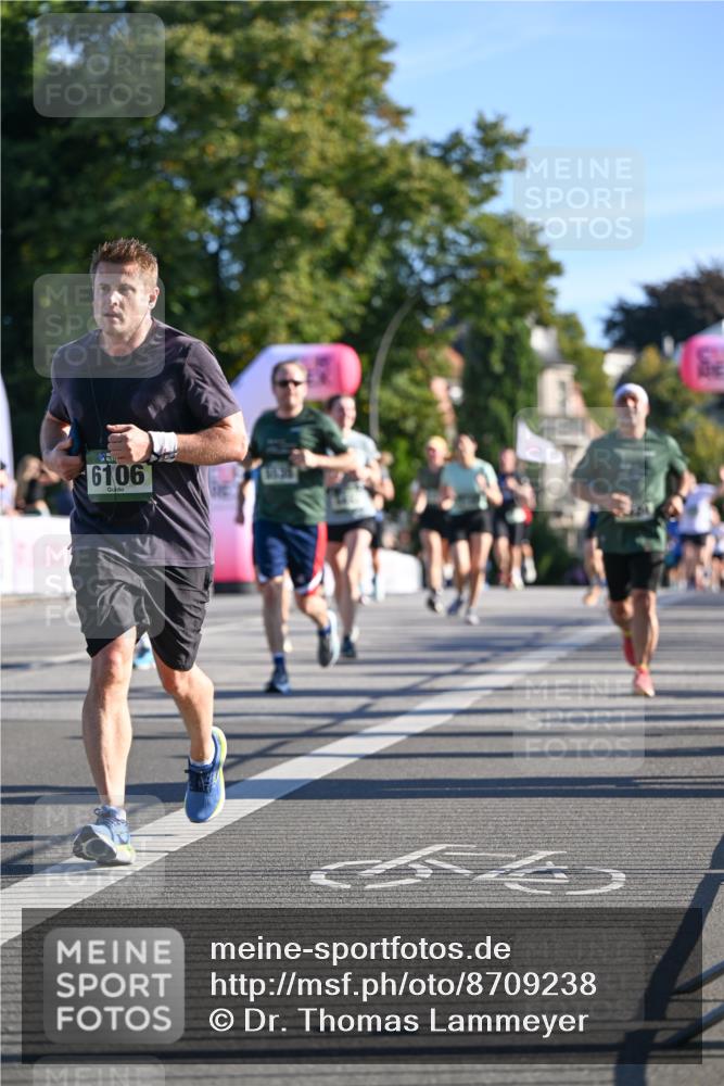 07.09.2025 - BARMER Alsterlauf Dr. Thomas Lammeyer http://msf.ph/oto/8709238 07.09.2025 09:33:05 Laufen 6106 meine-sportfotos.de