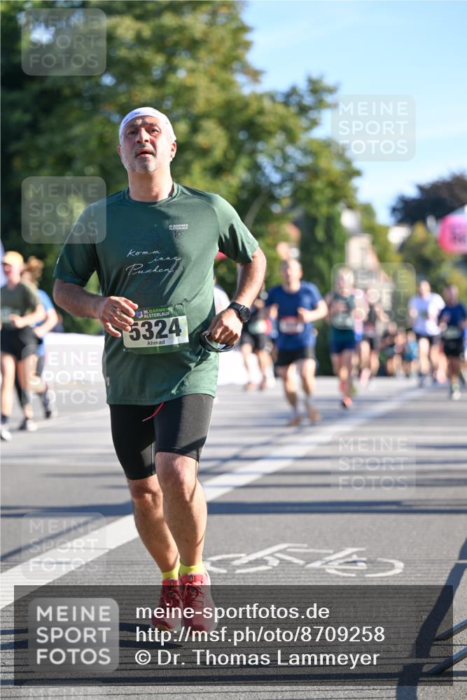 07.09.2025 - BARMER Alsterlauf Dr. Thomas Lammeyer http://msf.ph/oto/8709258 07.09.2025 09:33:08 Laufen 35, 36, 5324 meine-sportfotos.de