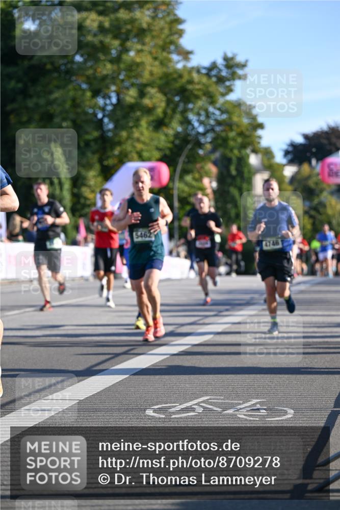 07.09.2025 - BARMER Alsterlauf Dr. Thomas Lammeyer http://msf.ph/oto/8709278 07.09.2025 09:33:12 Laufen 5462, 4746 meine-sportfotos.de