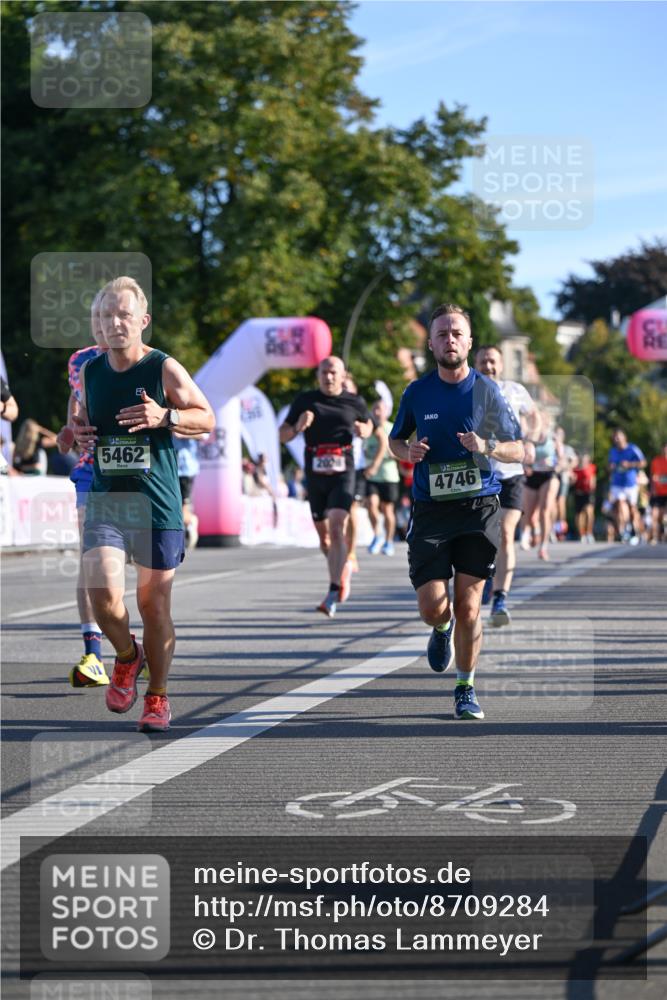 07.09.2025 - BARMER Alsterlauf Dr. Thomas Lammeyer http://msf.ph/oto/8709284 07.09.2025 09:33:13 Laufen 5462, 2008, 4746, 54 meine-sportfotos.de