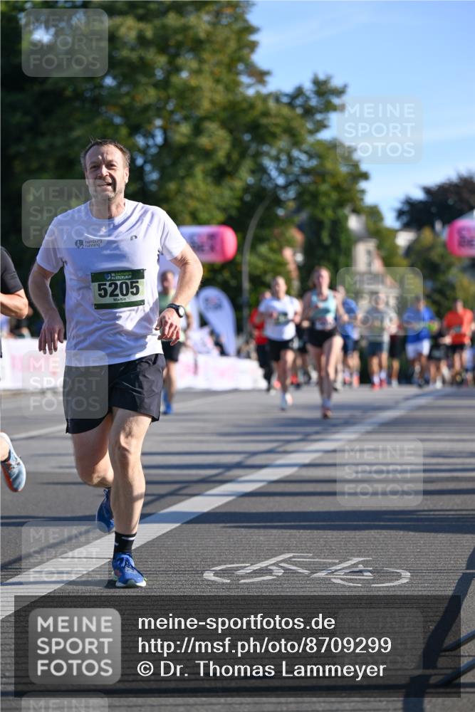 07.09.2025 - BARMER Alsterlauf Dr. Thomas Lammeyer http://msf.ph/oto/8709299 07.09.2025 09:33:15 Laufen 36, 5205 meine-sportfotos.de