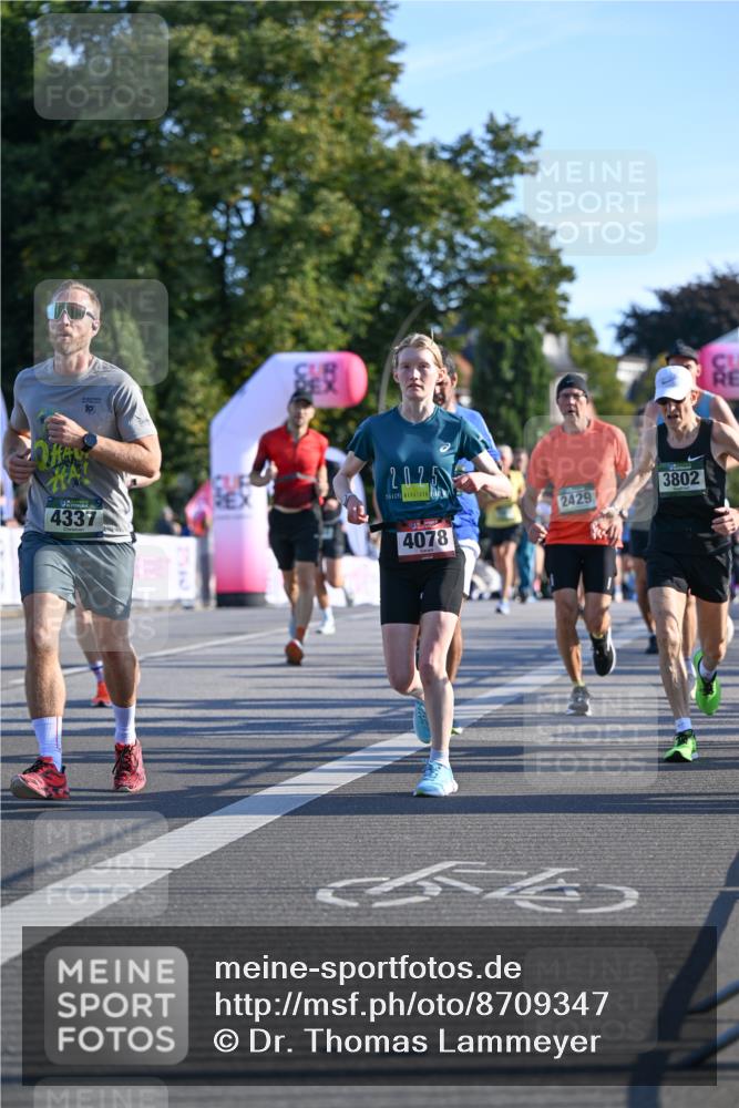 07.09.2025 - BARMER Alsterlauf Dr. Thomas Lammeyer http://msf.ph/oto/8709347 07.09.2025 09:33:23 Laufen 10, 4337, 2025, 4078, 2429, 3802 meine-sportfotos.de
