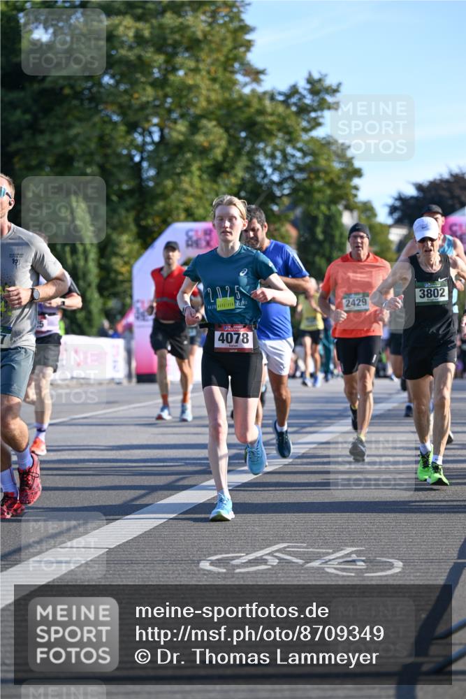 07.09.2025 - BARMER Alsterlauf Dr. Thomas Lammeyer http://msf.ph/oto/8709349 07.09.2025 09:33:23 Laufen 19, 2025, 4078, 2429, 3802 meine-sportfotos.de