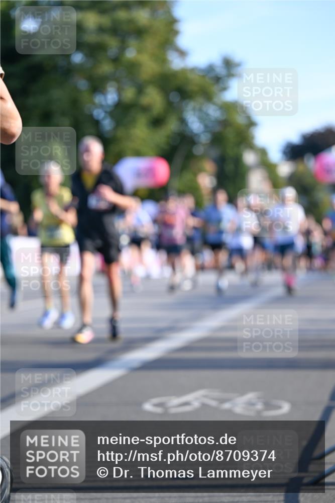 07.09.2025 - BARMER Alsterlauf Dr. Thomas Lammeyer http://msf.ph/oto/8709374 07.09.2025 09:33:28 Laufen  meine-sportfotos.de