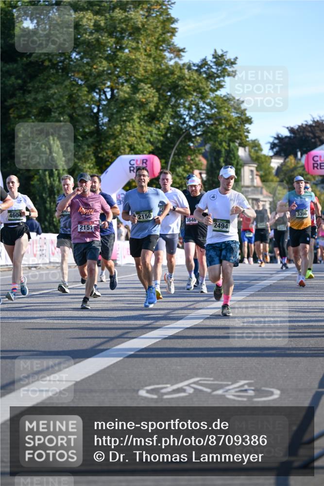 07.09.2025 - BARMER Alsterlauf Dr. Thomas Lammeyer http://msf.ph/oto/8709386 07.09.2025 09:33:31 Laufen 4604, 2150, 3646, 2151, 2494, 6527, 3396 meine-sportfotos.de