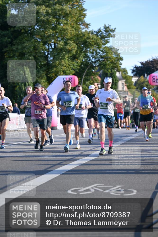 07.09.2025 - BARMER Alsterlauf Dr. Thomas Lammeyer http://msf.ph/oto/8709387 07.09.2025 09:33:31 Laufen 604, 306, 2151, 2150, 2494, 3396 meine-sportfotos.de
