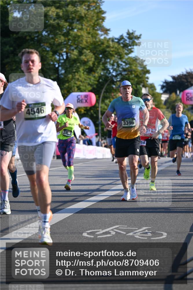 07.09.2025 - BARMER Alsterlauf Dr. Thomas Lammeyer http://msf.ph/oto/8709406 07.09.2025 09:33:34 Laufen 4546, 3827, 3396, 6921 meine-sportfotos.de