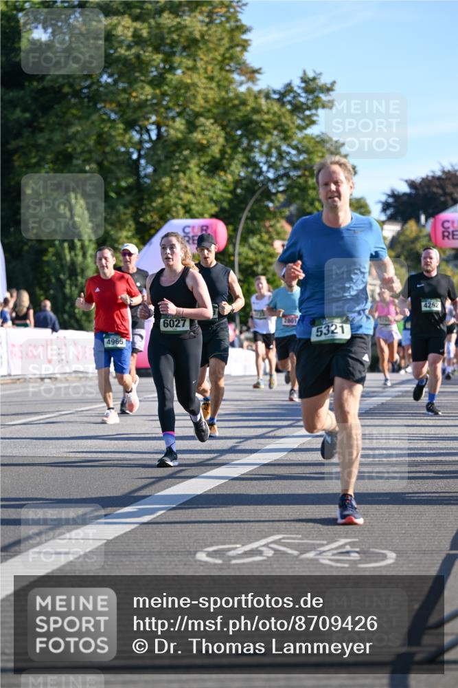 07.09.2025 - BARMER Alsterlauf Dr. Thomas Lammeyer http://msf.ph/oto/8709426 07.09.2025 09:33:37 Laufen 6027, 2801, 4965, 5321, 4262 meine-sportfotos.de