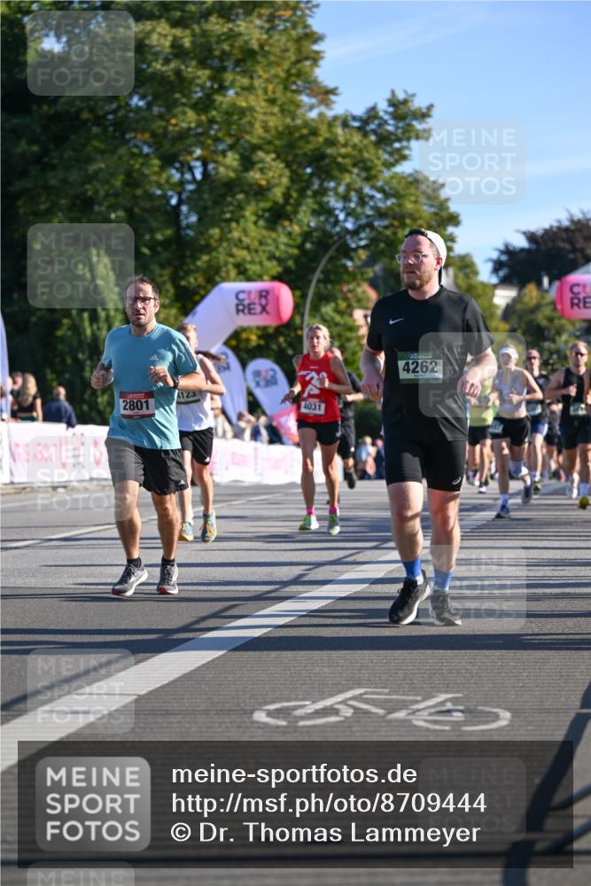 07.09.2025 - BARMER Alsterlauf Dr. Thomas Lammeyer http://msf.ph/oto/8709444 07.09.2025 09:33:40 Laufen 123, 2801, 4031, 4262, 564 meine-sportfotos.de