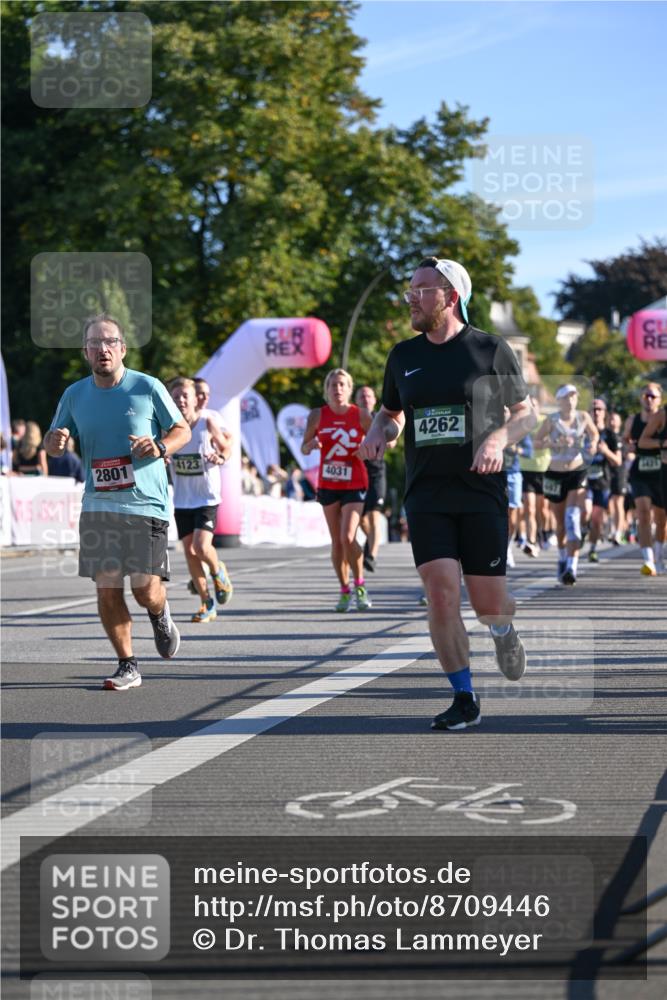 07.09.2025 - BARMER Alsterlauf Dr. Thomas Lammeyer http://msf.ph/oto/8709446 07.09.2025 09:33:40 Laufen 2801, 4123, 4031, 4262 meine-sportfotos.de