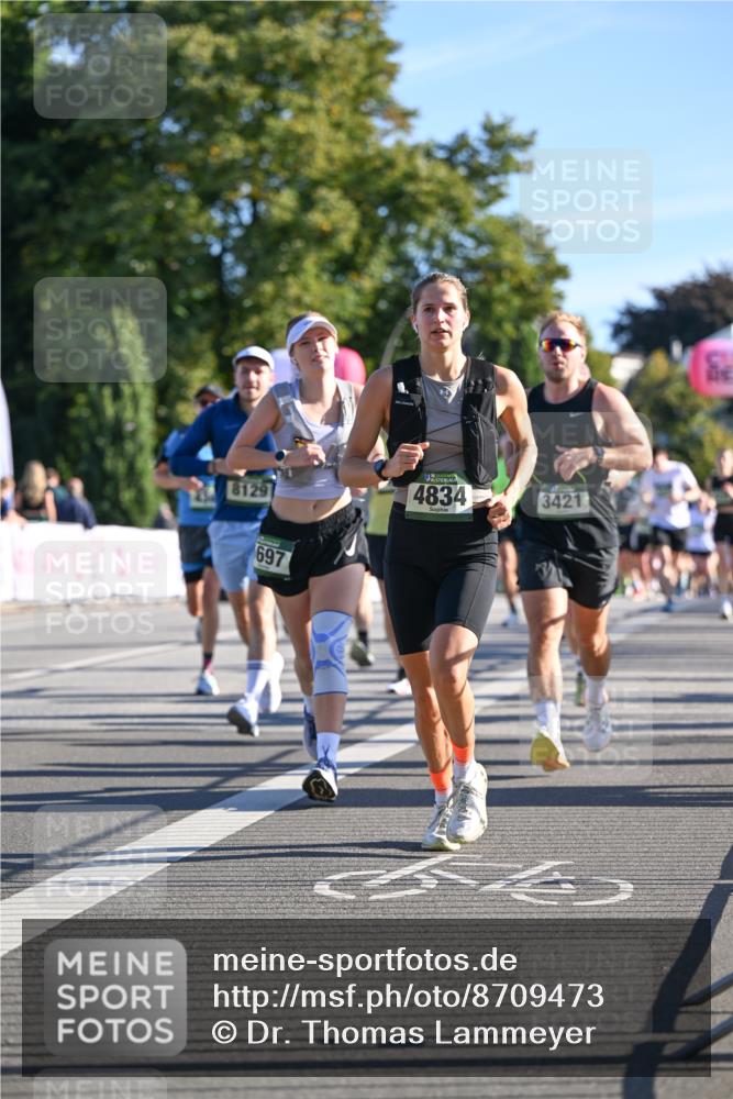 07.09.2025 - BARMER Alsterlauf Dr. Thomas Lammeyer http://msf.ph/oto/8709473 07.09.2025 09:33:44 Laufen 8129, 697, 4834, 3421 meine-sportfotos.de