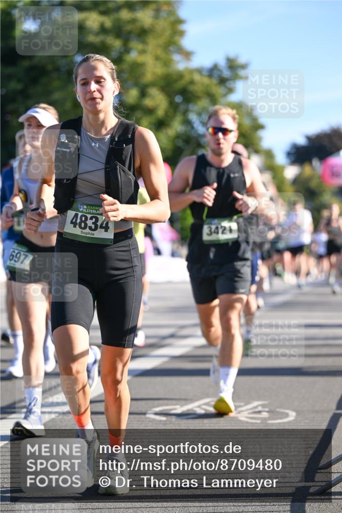 07.09.2025 - BARMER Alsterlauf Dr. Thomas Lammeyer http://msf.ph/oto/8709480 07.09.2025 09:33:45 Laufen 697, 16136, 4834, 3424 meine-sportfotos.de