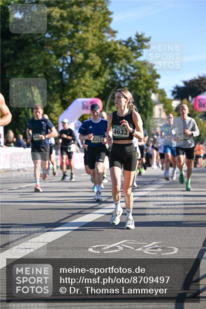 07.09.2025 - BARMER Alsterlauf Dr. Thomas Lammeyer http://msf.ph/oto/8709497 07.09.2025 09:33:50 Laufen 4633 meine-sportfotos.de
