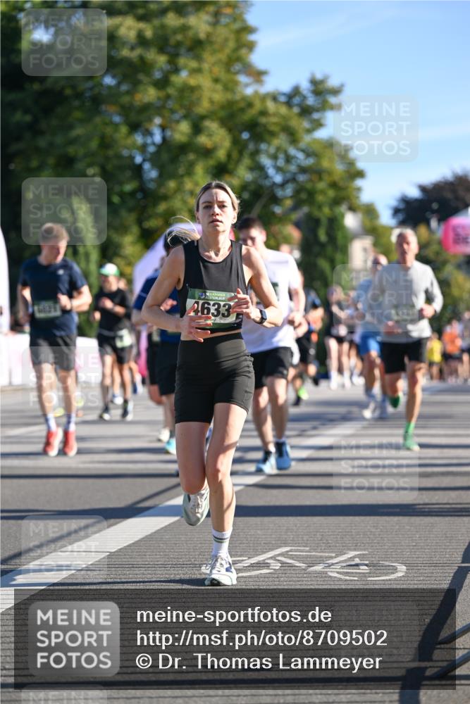 07.09.2025 - BARMER Alsterlauf Dr. Thomas Lammeyer http://msf.ph/oto/8709502 07.09.2025 09:33:51 Laufen 4633 meine-sportfotos.de