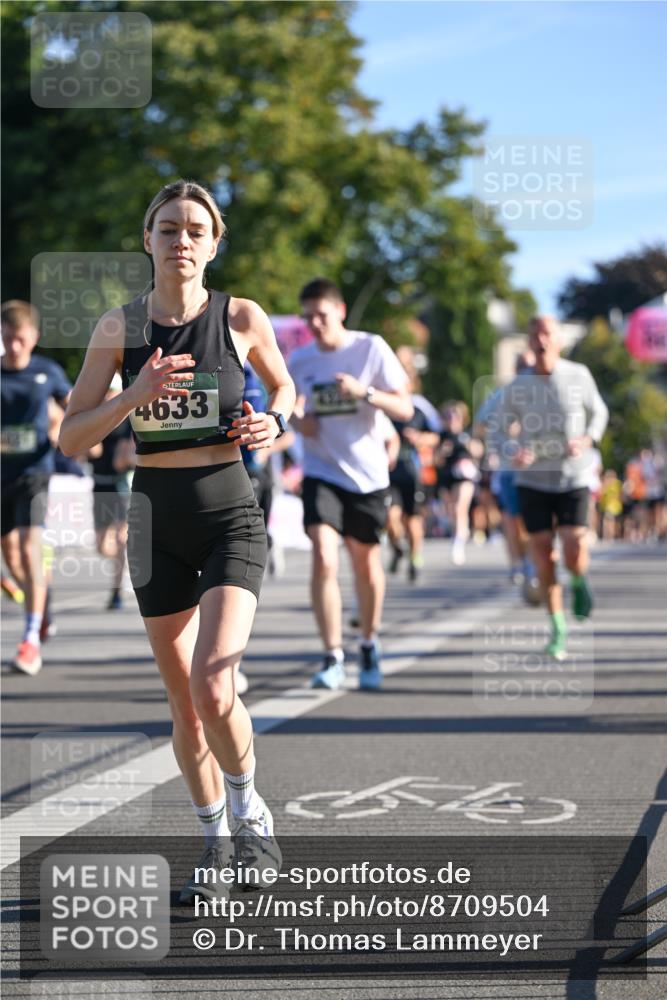 07.09.2025 - BARMER Alsterlauf Dr. Thomas Lammeyer http://msf.ph/oto/8709504 07.09.2025 09:33:51 Laufen 4633 meine-sportfotos.de