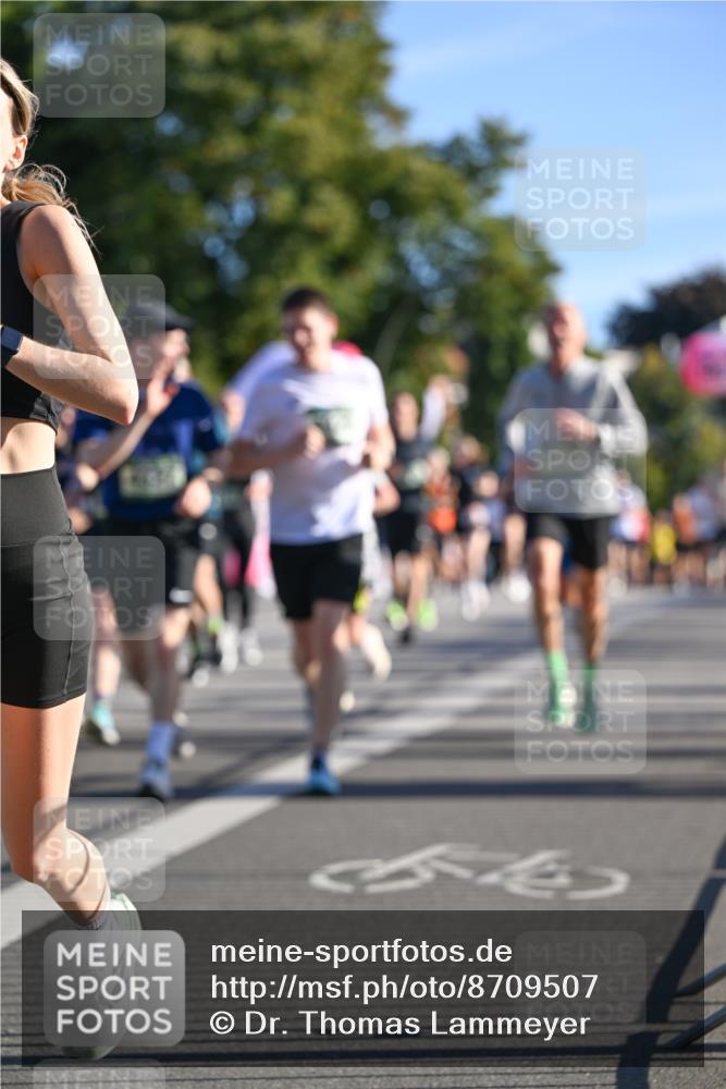 07.09.2025 - BARMER Alsterlauf Dr. Thomas Lammeyer http://msf.ph/oto/8709507 07.09.2025 09:33:52 Laufen  meine-sportfotos.de