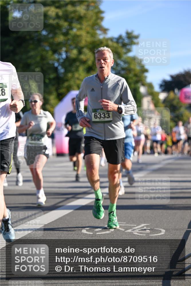 07.09.2025 - BARMER Alsterlauf Dr. Thomas Lammeyer http://msf.ph/oto/8709516 07.09.2025 09:33:53 Laufen 8, 5898, 6333 meine-sportfotos.de