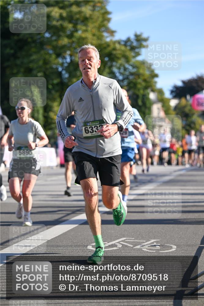 07.09.2025 - BARMER Alsterlauf Dr. Thomas Lammeyer http://msf.ph/oto/8709518 07.09.2025 09:33:53 Laufen 5895, 36, 6332 meine-sportfotos.de