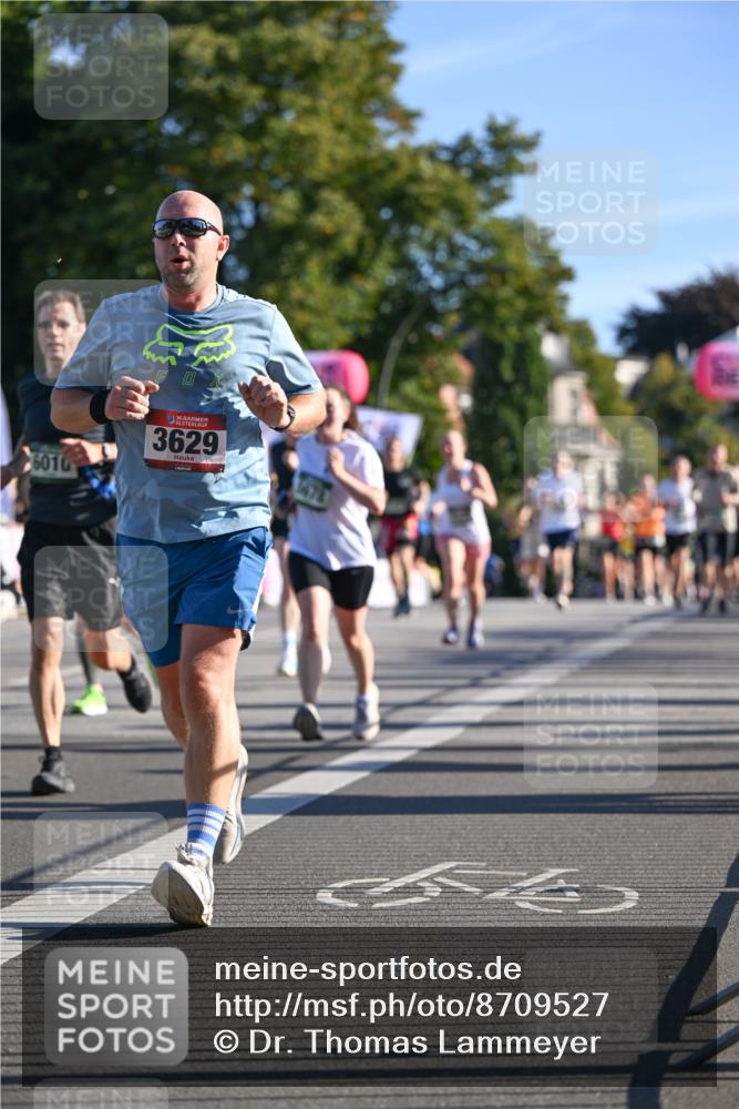 07.09.2025 - BARMER Alsterlauf Dr. Thomas Lammeyer http://msf.ph/oto/8709527 07.09.2025 09:33:55 Laufen 6016, 36, 3629, 1671 meine-sportfotos.de