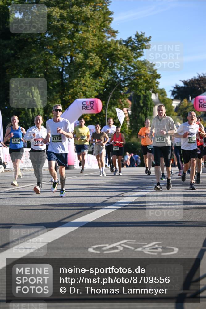 07.09.2025 - BARMER Alsterlauf Dr. Thomas Lammeyer http://msf.ph/oto/8709556 07.09.2025 09:34:00 Laufen 6215, 5117, 4786, 2463, 8407, 175, 2903 meine-sportfotos.de
