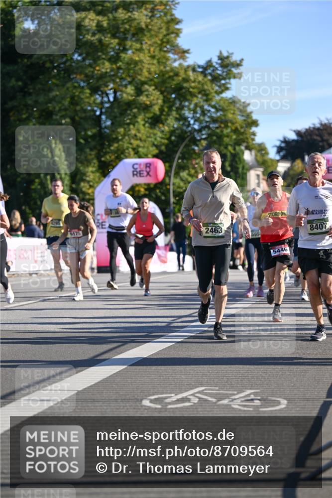 07.09.2025 - BARMER Alsterlauf Dr. Thomas Lammeyer http://msf.ph/oto/8709564 07.09.2025 09:34:02 Laufen 6175, 2463, 5954, 5446, 8407 meine-sportfotos.de