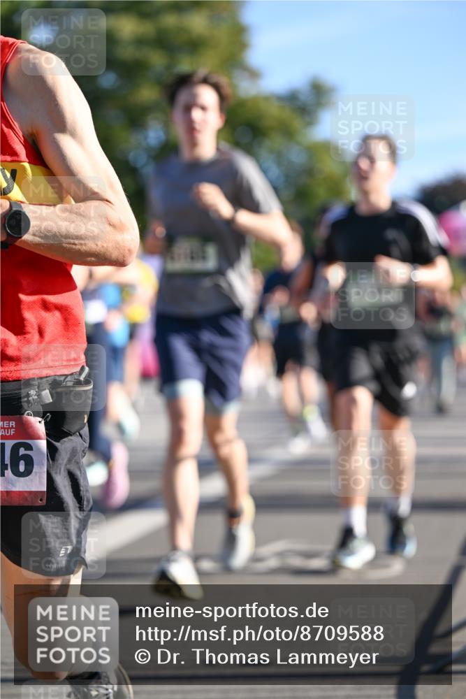 07.09.2025 - BARMER Alsterlauf Dr. Thomas Lammeyer http://msf.ph/oto/8709588 07.09.2025 09:34:06 Laufen 16 meine-sportfotos.de