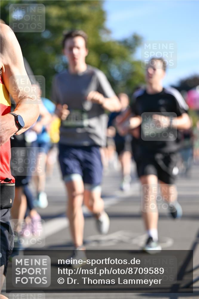 07.09.2025 - BARMER Alsterlauf Dr. Thomas Lammeyer http://msf.ph/oto/8709589 07.09.2025 09:34:06 Laufen  meine-sportfotos.de