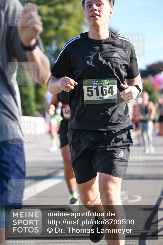 07.09.2025 - BARMER Alsterlauf Dr. Thomas Lammeyer http://msf.ph/oto/8709596 07.09.2025 09:34:07 Laufen 36, 5164 meine-sportfotos.de