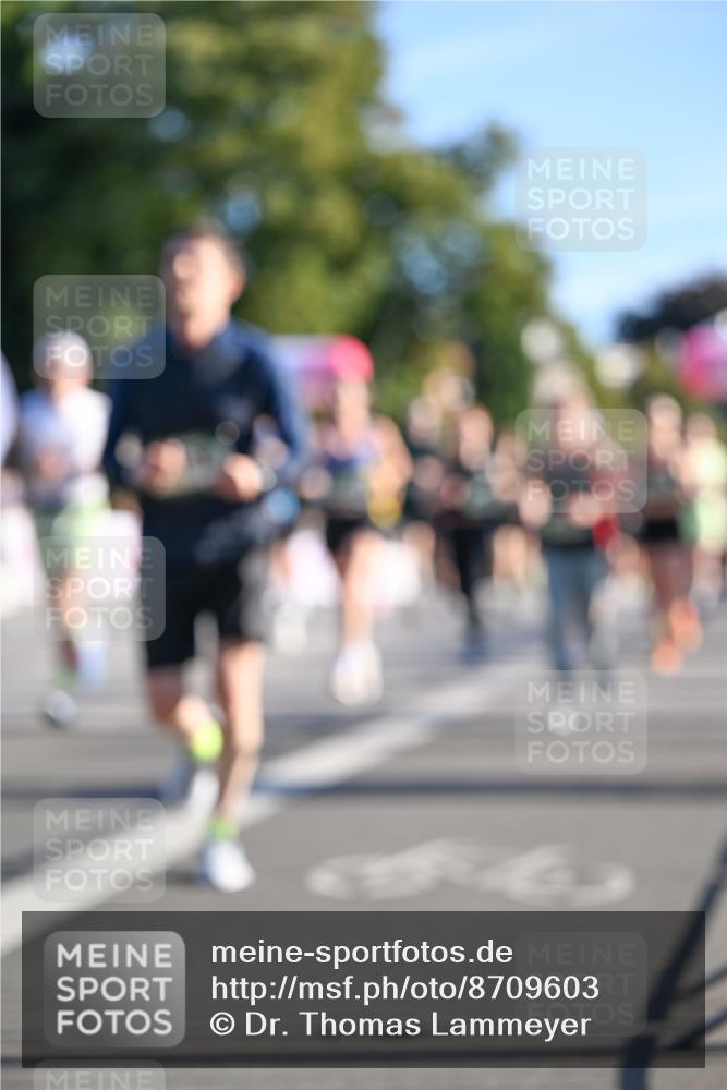 07.09.2025 - BARMER Alsterlauf Dr. Thomas Lammeyer http://msf.ph/oto/8709603 07.09.2025 09:34:08 Laufen 4 meine-sportfotos.de