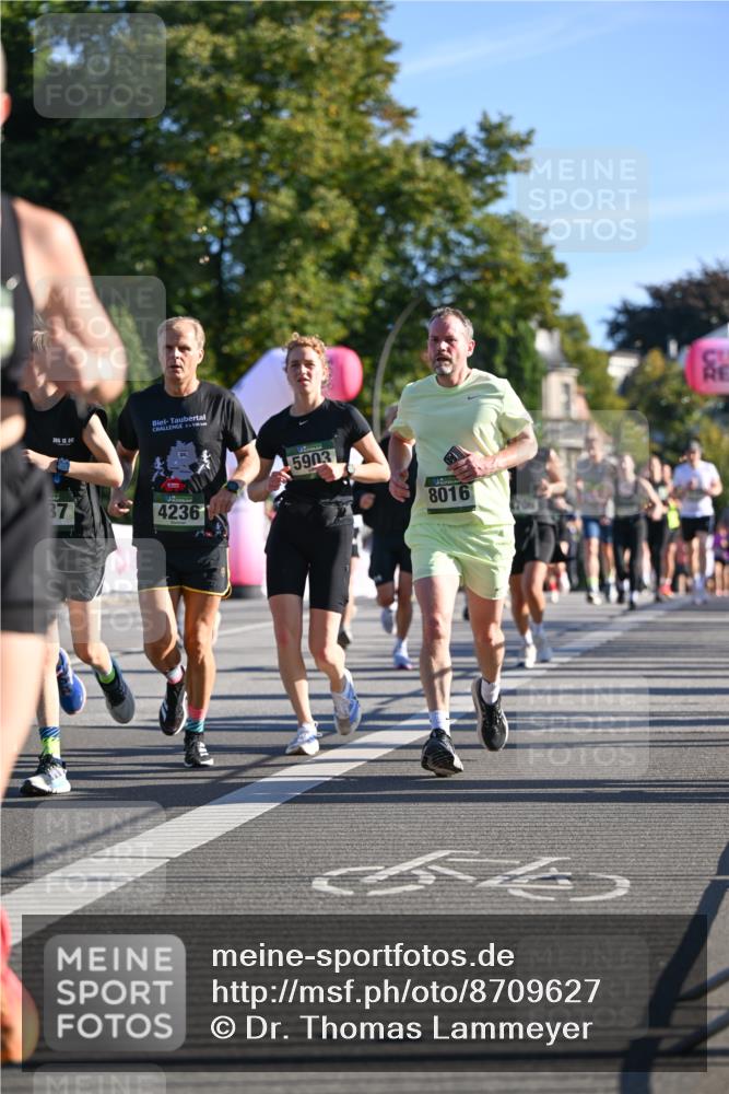 07.09.2025 - BARMER Alsterlauf Dr. Thomas Lammeyer http://msf.ph/oto/8709627 07.09.2025 09:34:13 Laufen 36512247, 2, 100, 37, 4236, 5903, 8016 meine-sportfotos.de