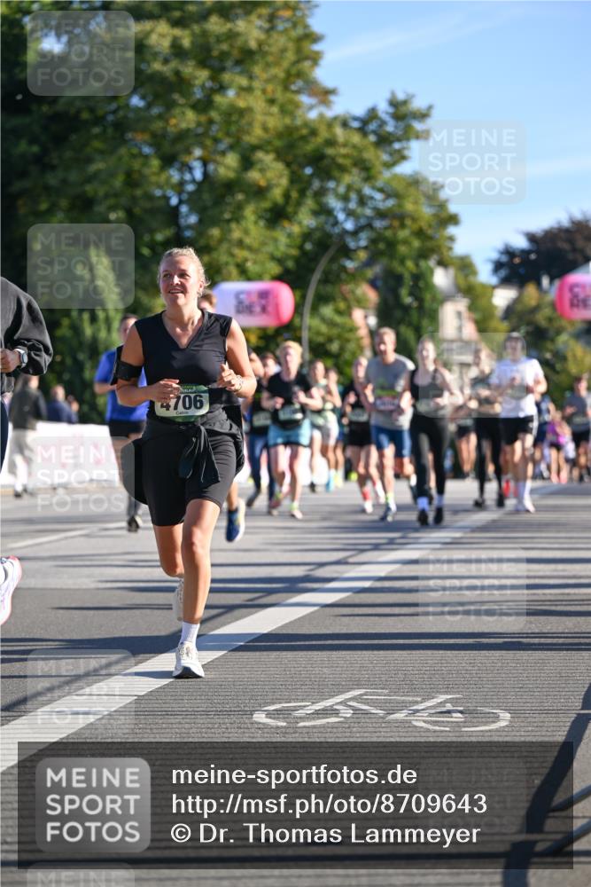 07.09.2025 - BARMER Alsterlauf Dr. Thomas Lammeyer http://msf.ph/oto/8709643 07.09.2025 09:34:16 Laufen 4706 meine-sportfotos.de