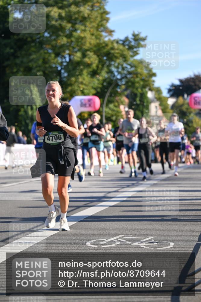 07.09.2025 - BARMER Alsterlauf Dr. Thomas Lammeyer http://msf.ph/oto/8709644 07.09.2025 09:34:16 Laufen 4706 meine-sportfotos.de